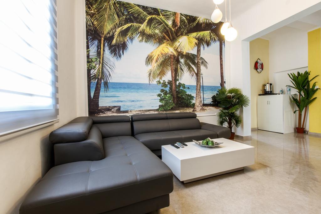 Designed Beach Apartments Tel Aviv Oda fotoğraf